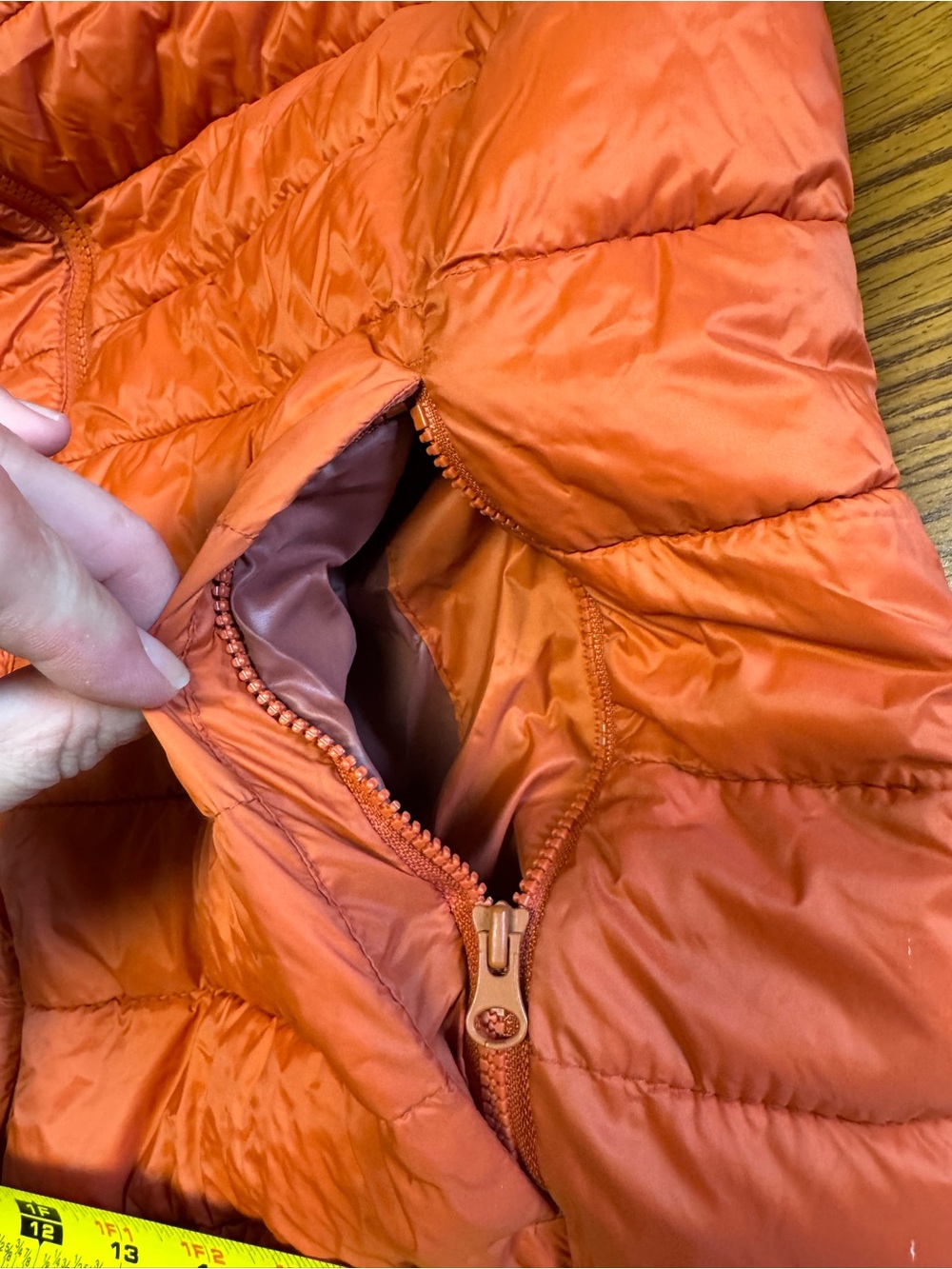 Old Navy Full Zip Puffer Vest Jacket Coat Sleeveless Orange Size Medium - Picture 8 of 8